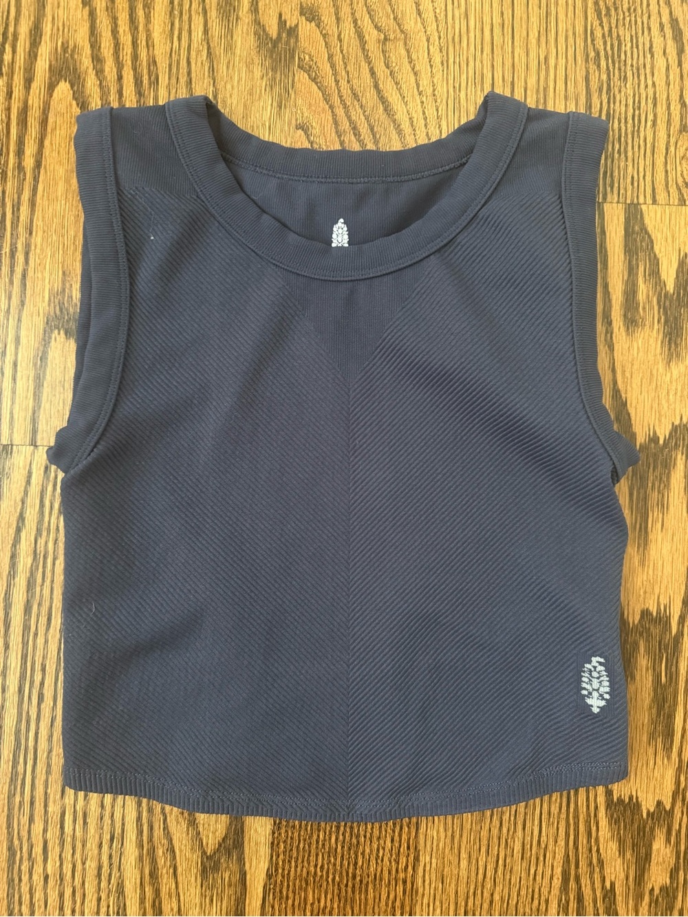 Free people movement free throw navy ribbed tank top XS S - Picture 9 of 9
